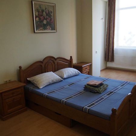 Dolphin Apartment Odessa Eksteriør bilde